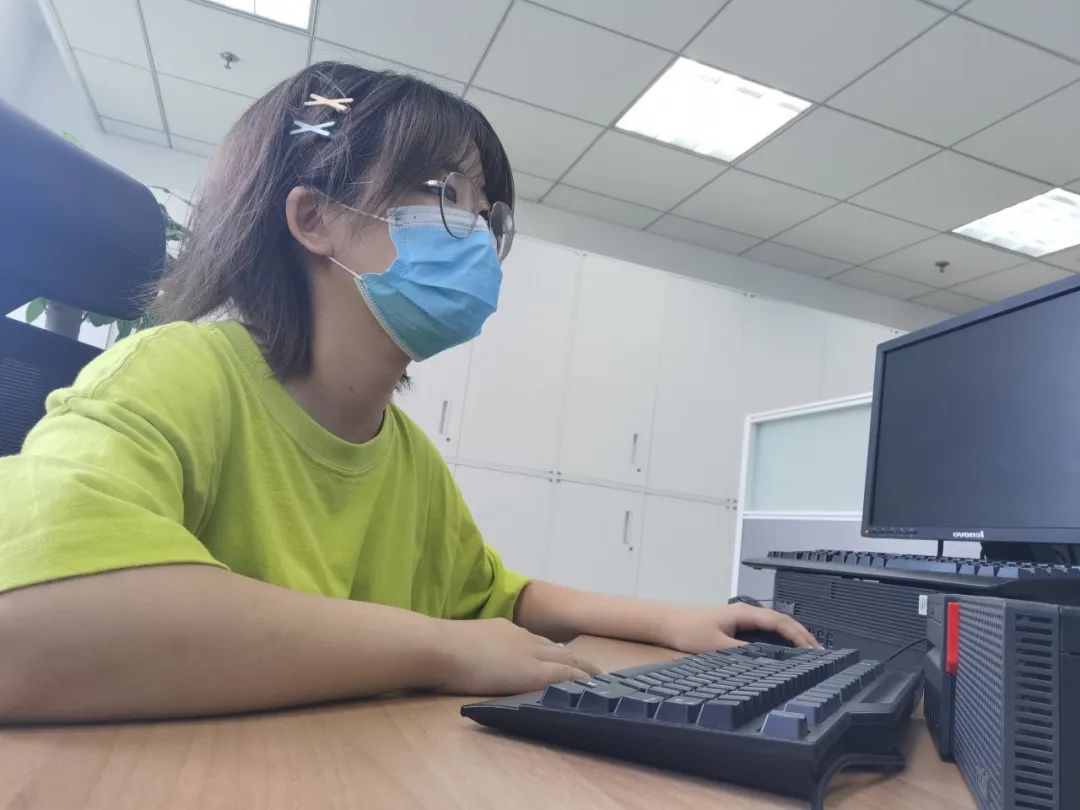 他(她)们积极下到基层一线